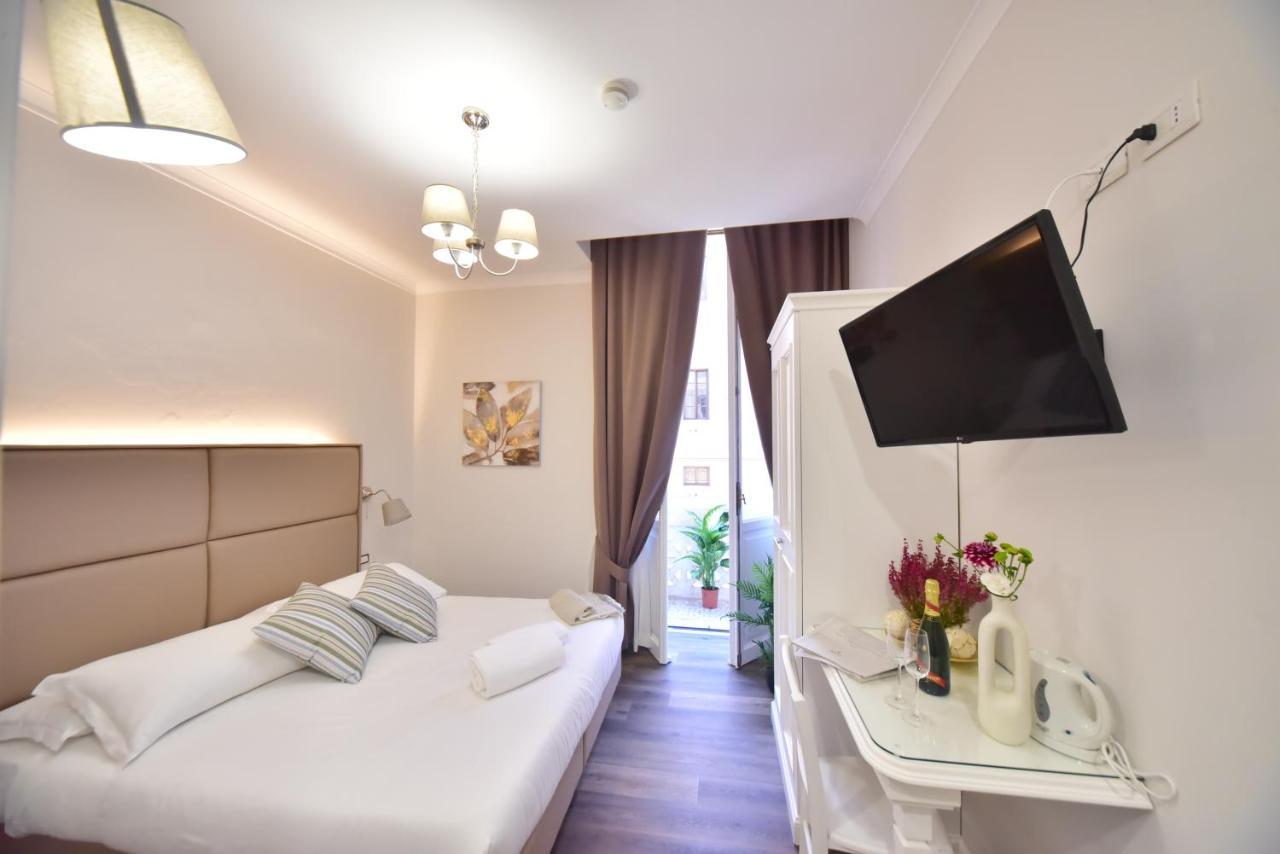 Sacconi Palace Suite Roma Exterior photo