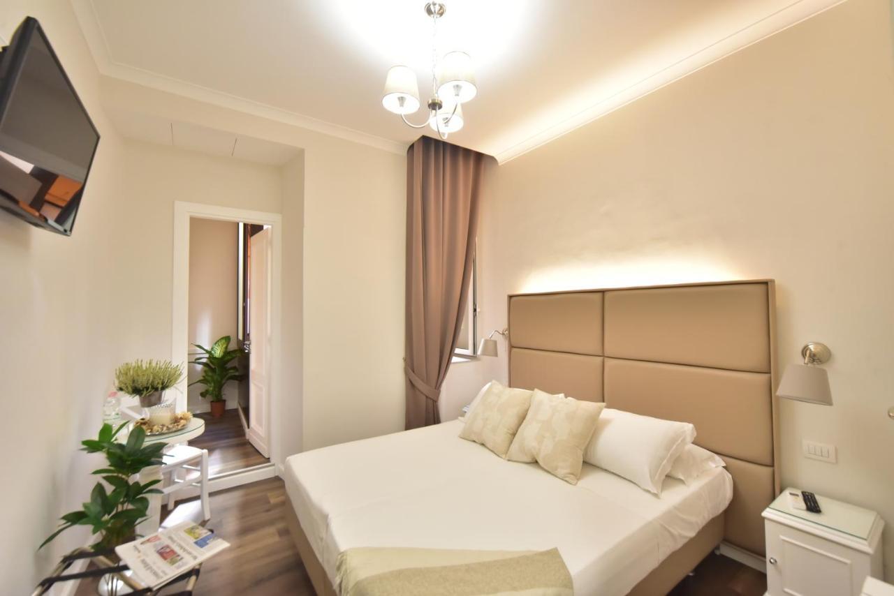 Sacconi Palace Suite Roma Exterior photo